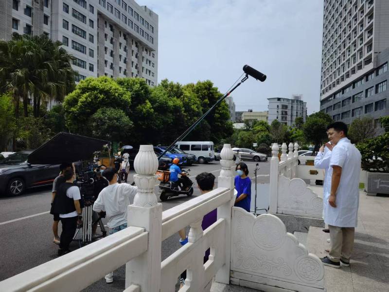 银州区广告片拍摄公司低成本实现高规格制作的诀窍